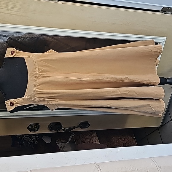 Old Navy Dresses & Skirts - Tan Trapeze Dress🎉🎉HP🎉🎉